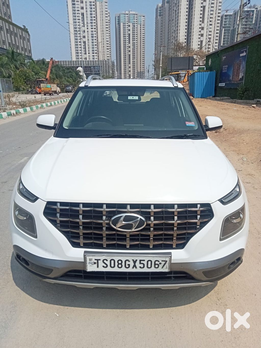 Hyundai Venue 2023 Petrol Manual - Excellent Condition