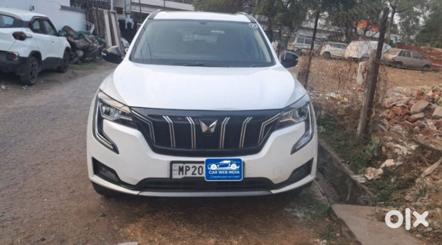 2022 Mahindra Xuv700 Petrol Automatic Single Owner
