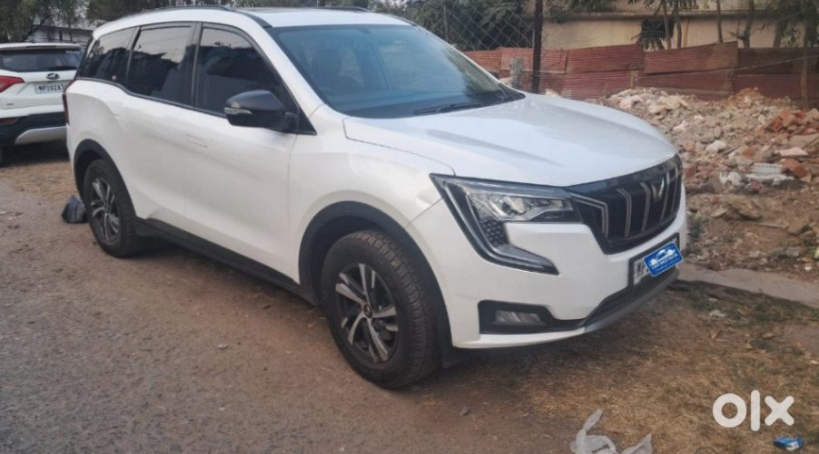 2022 Mahindra Xuv700 Petrol Automatic Single Owner