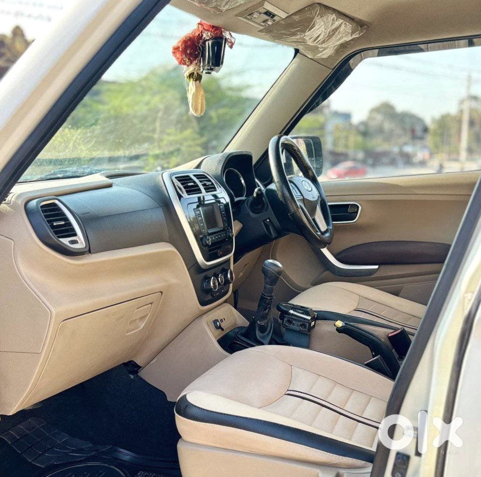 2020 Mahindra Tuv 300 Automatic