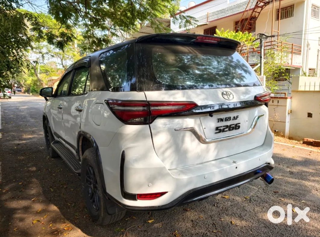 2016 Toyota Fortuner Legender Cng Automatic