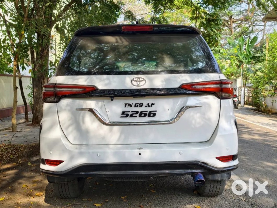 2016 Toyota Fortuner Legender Cng Automatic
