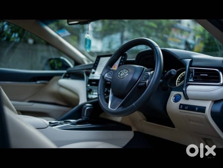 2016 Toyota Camry Cng Automatic