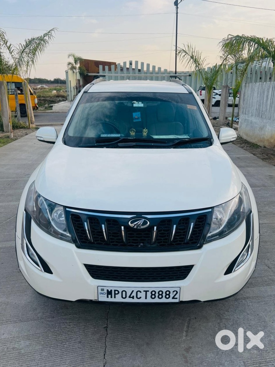 2020 Mahindra Xuv500 Petrol - Wife's Car