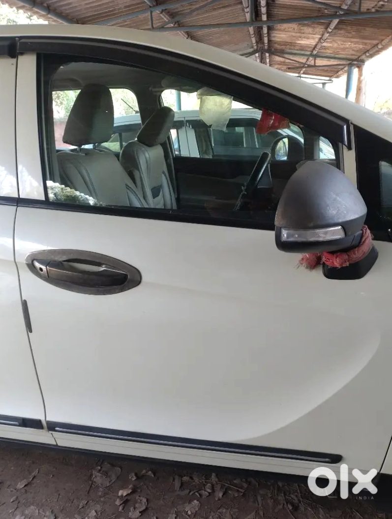 Mahindra Marazzo 2023