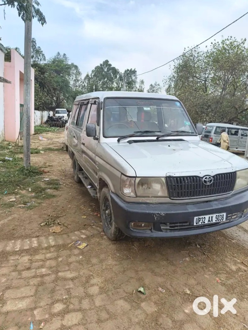 Urgent Sale - 2008 Toyota Qualis