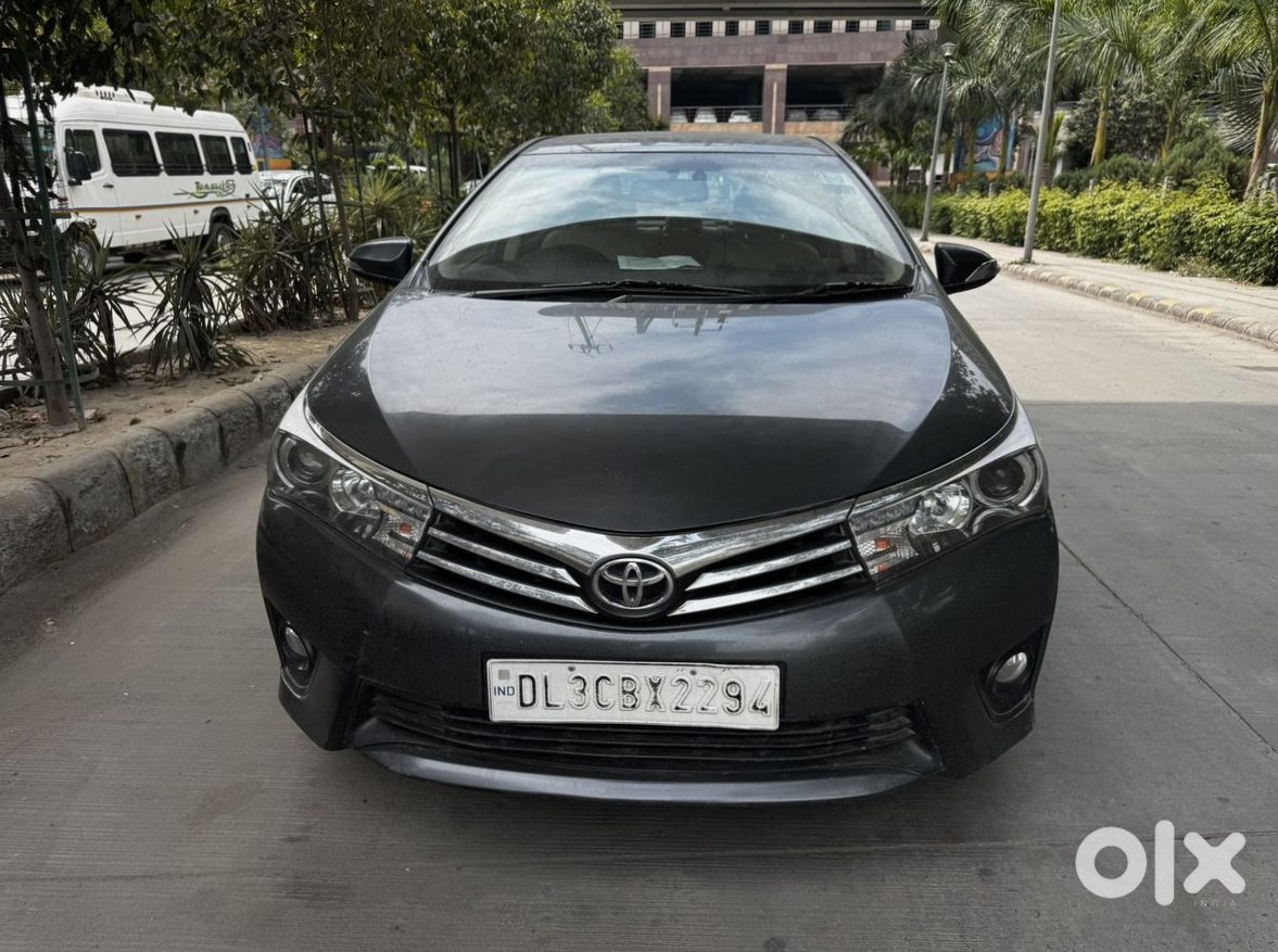 Toyota Corolla Altis Cng Automatic 2011 - Excellent Mileage