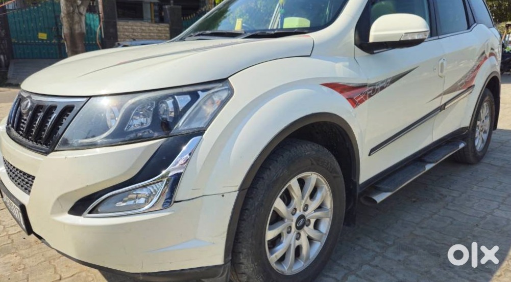 Mahindra Xuv500 2011