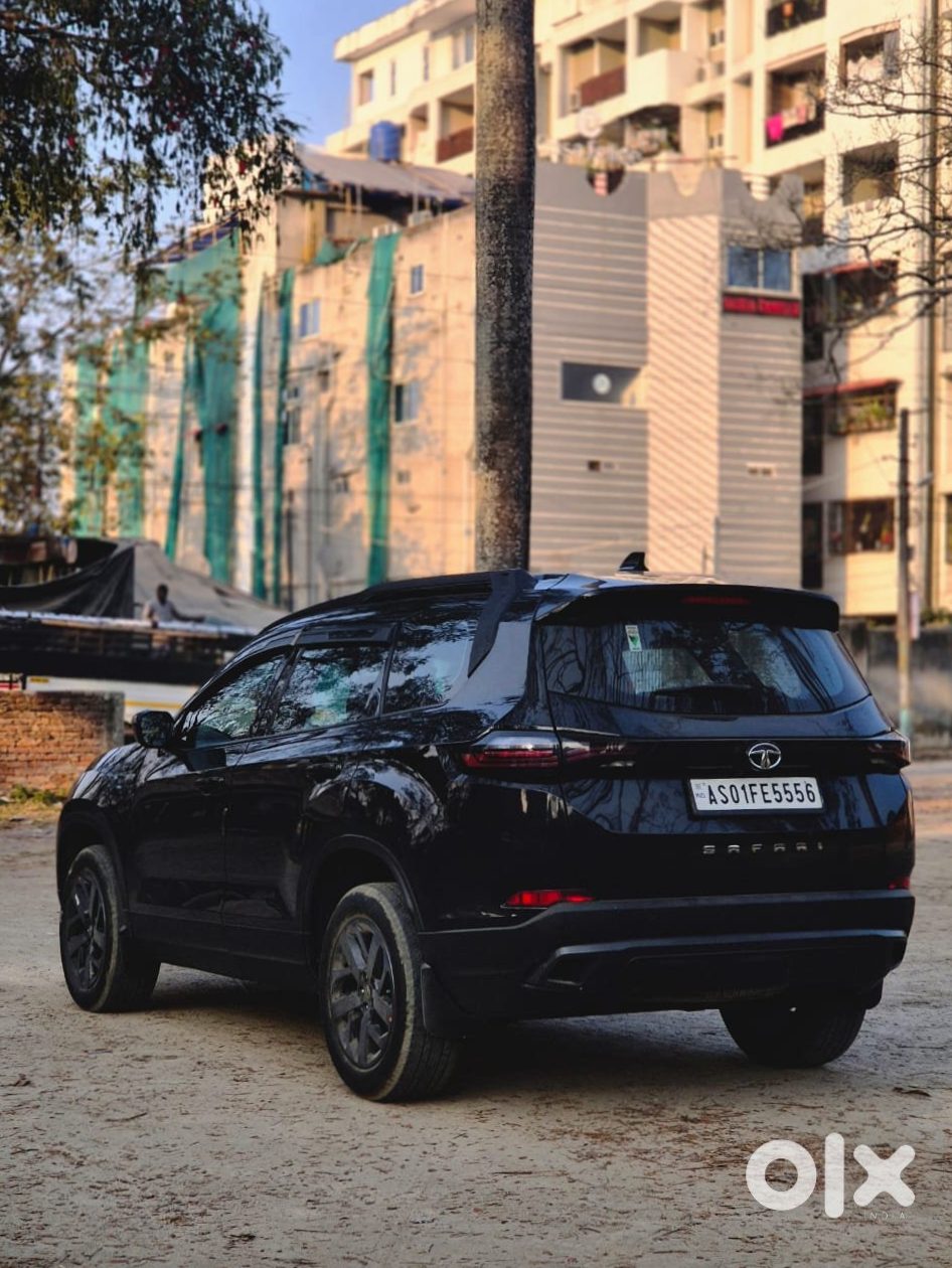 2023 Tata Safari Cng Manual