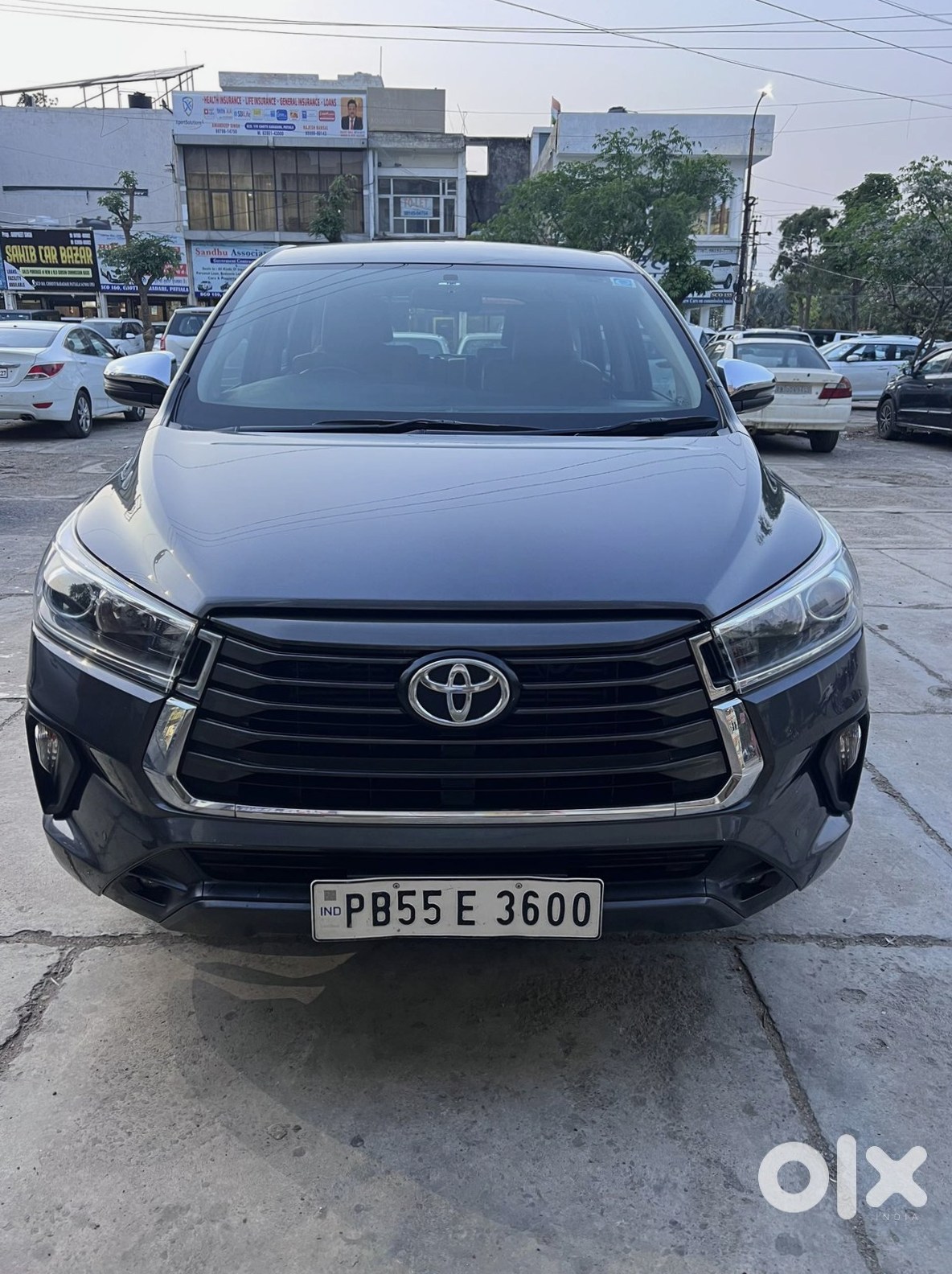 2025 Toyota Innova Crysta - Like New