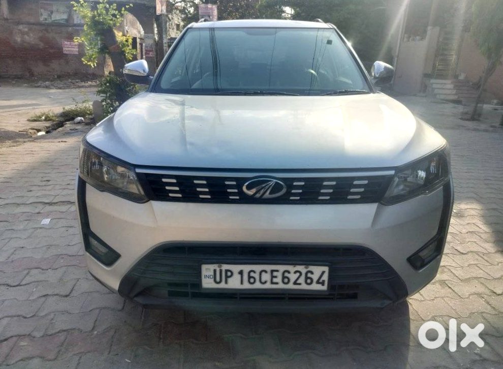 2020 Mahindra Xuv 300 Petrol Single Owner