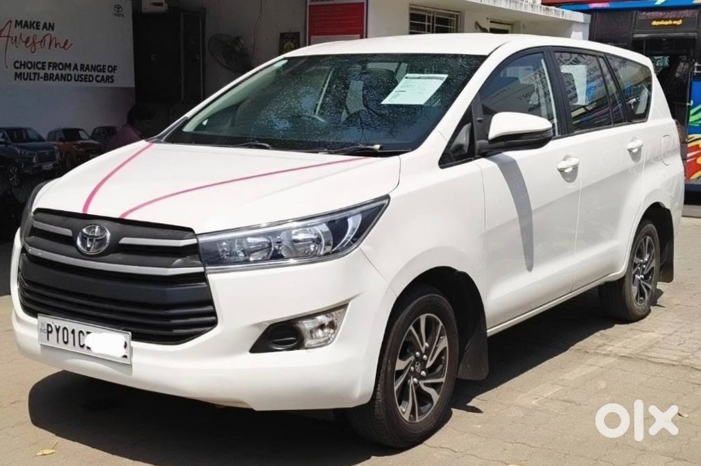 Toyota Innova Crysta 2023 Diesel Manual