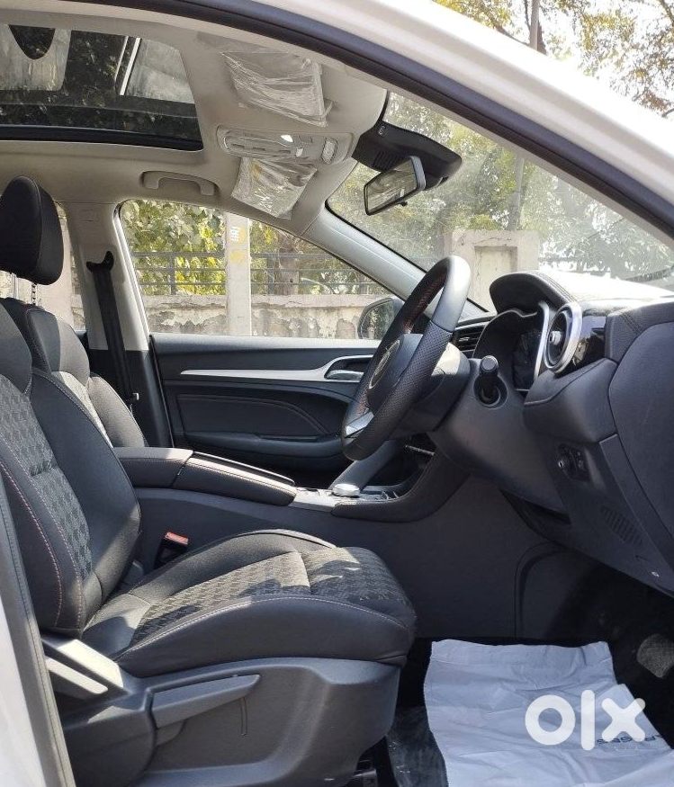 Mg Zs Ev 2025 Almost New