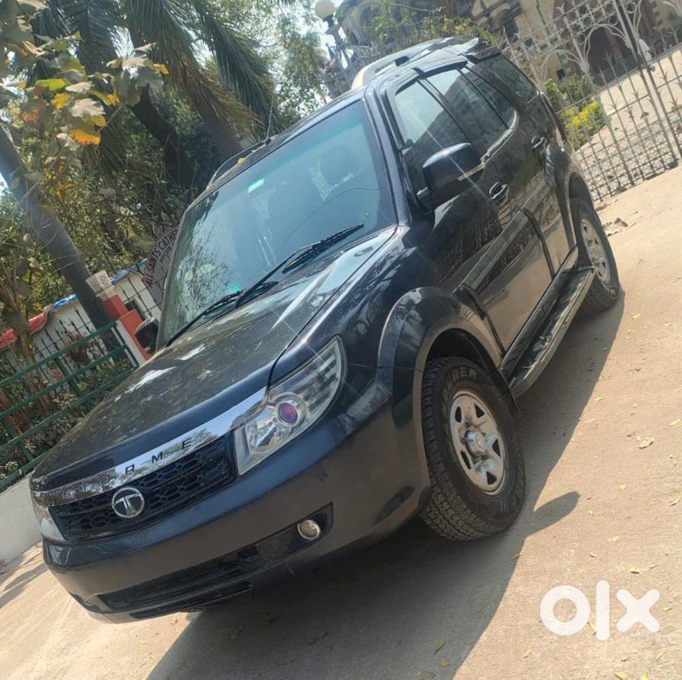 Tata Safari Storme - Wife's Car