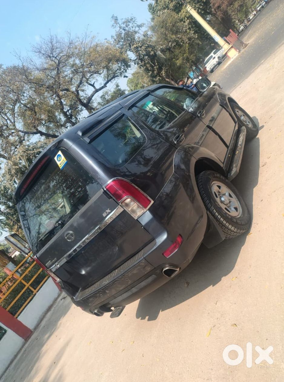 Tata Safari Storme - Wife's Car