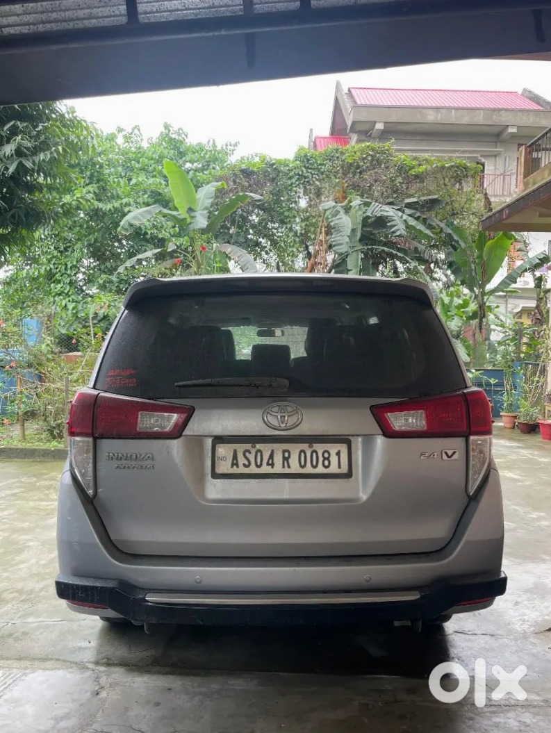 Toyota Innova Crysta 2022 Cng Manual