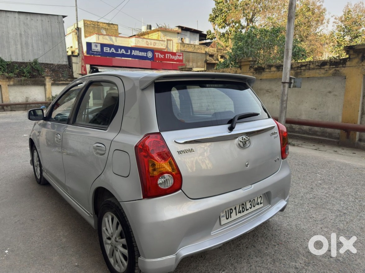 Toyota Etios Liva Electric 2015