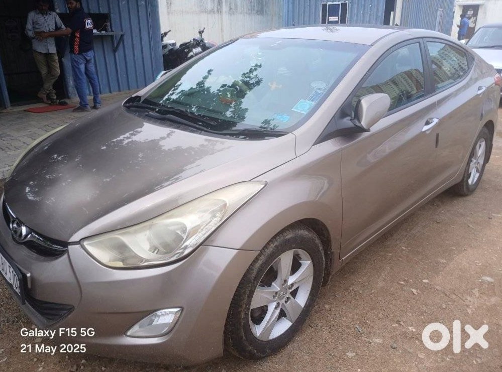 Hyundai Elantra 2013