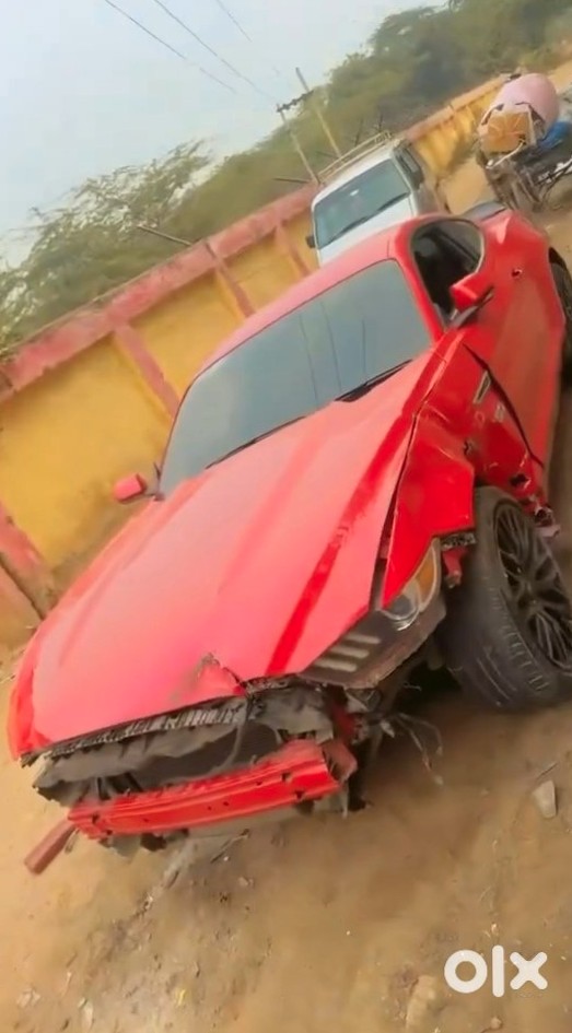 2017 Ford Mustang - Manual Beast