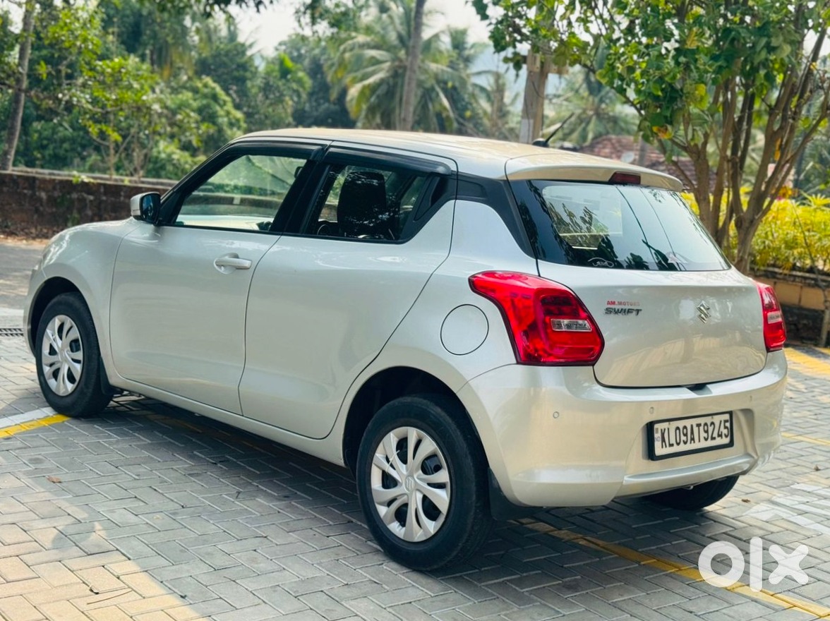 2022 Maruti Suzuki Swift | ₹349k | 61,360km | Petrol | Manual