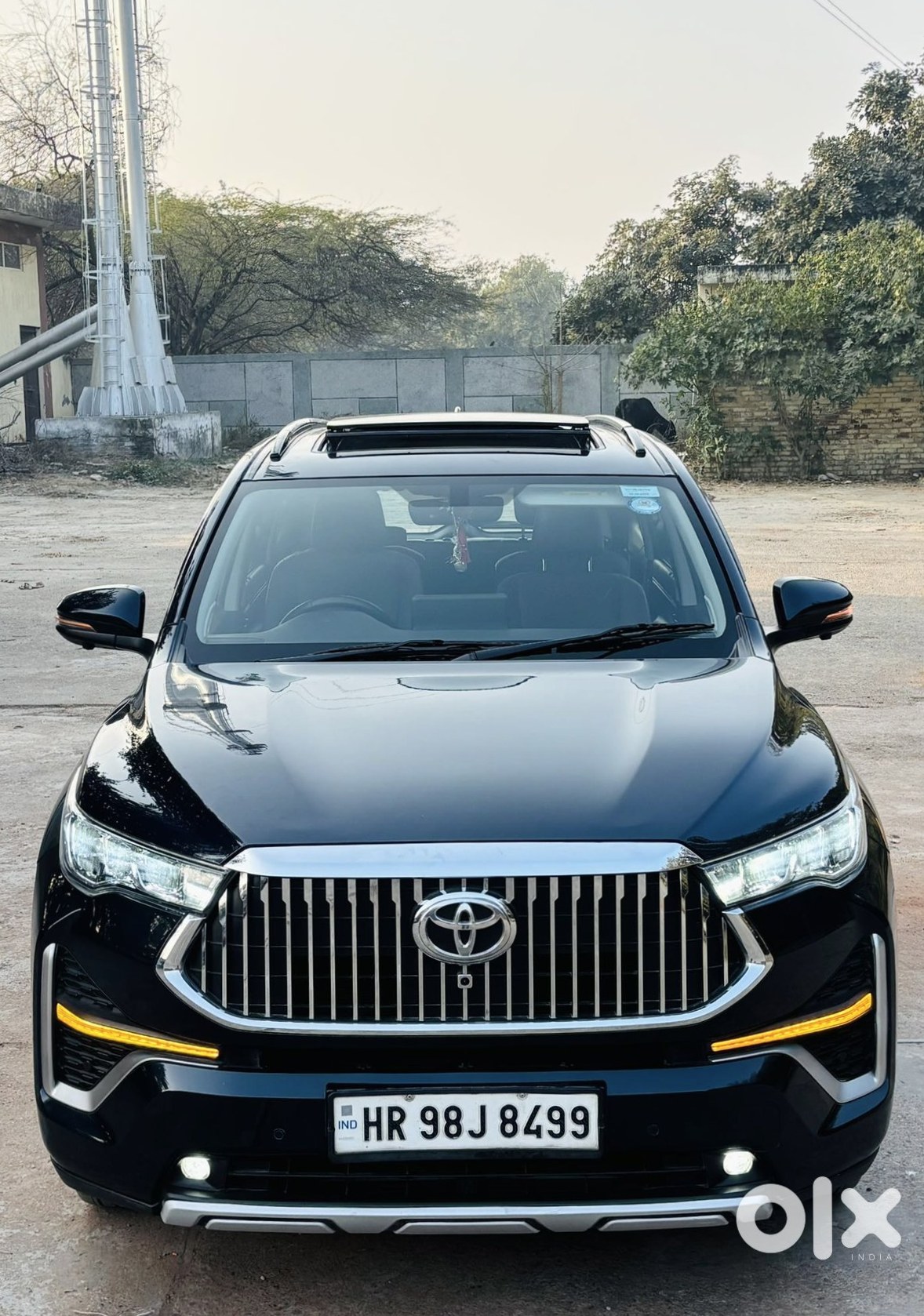 2023 Toyota Innova Hycross