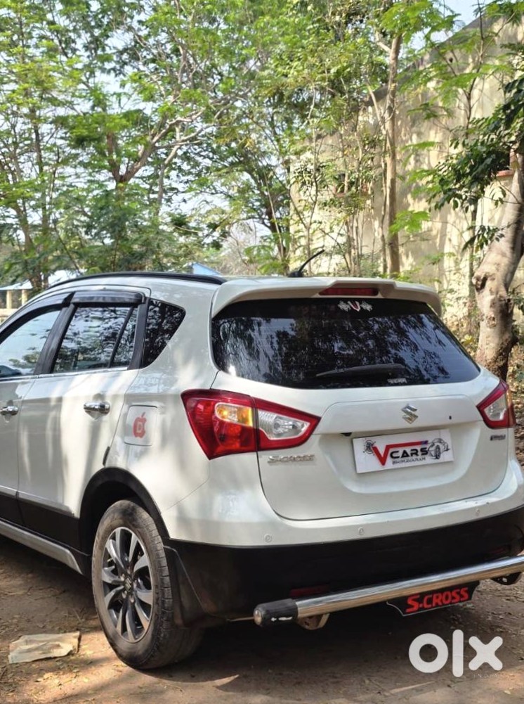 Maruti S-cross Electric | Premium