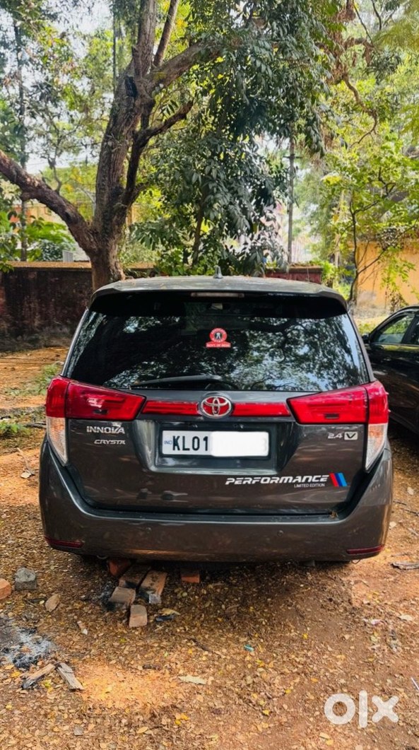 Toyota Innova Crysta Petrol Manual 2017