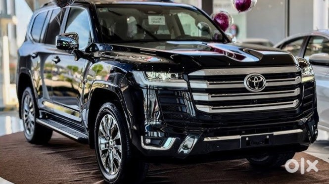 Toyota Land Cruiser 2012 Luxury Suv