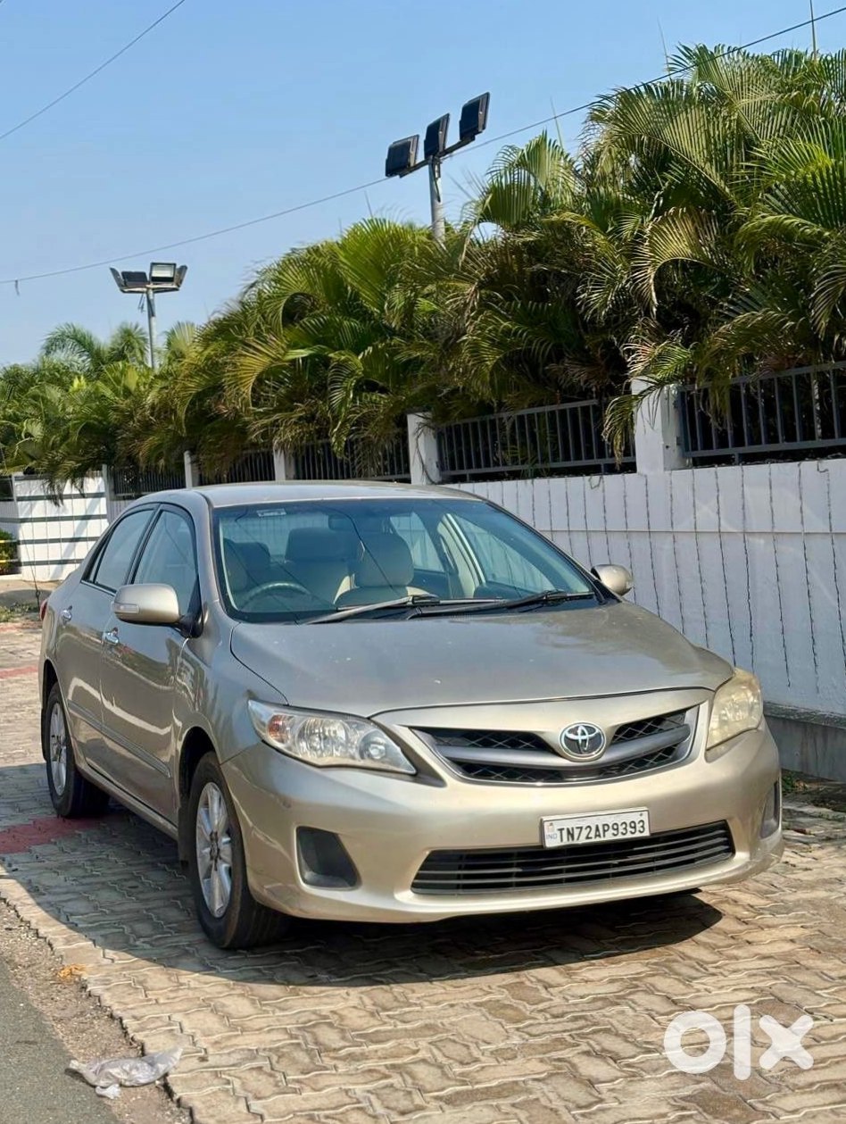 2013 Toyota Corolla Altis | Petrol | Manual
