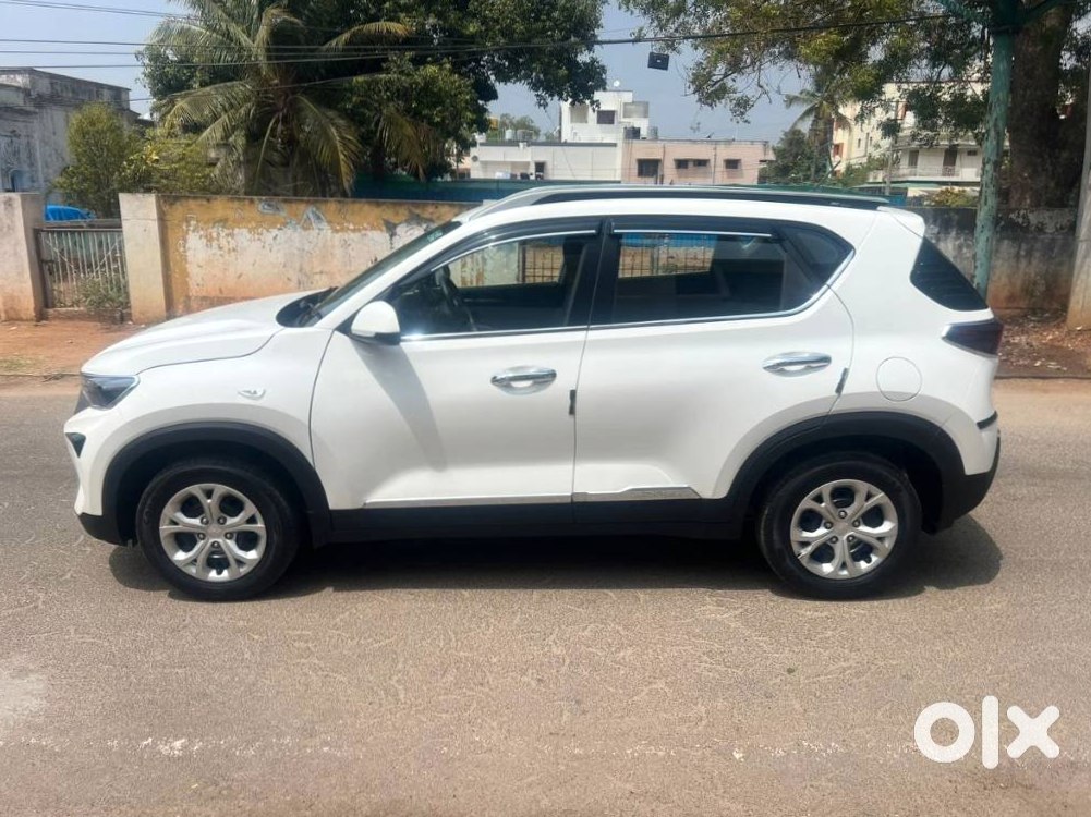 Kia Sonet - Latest Compact Suv