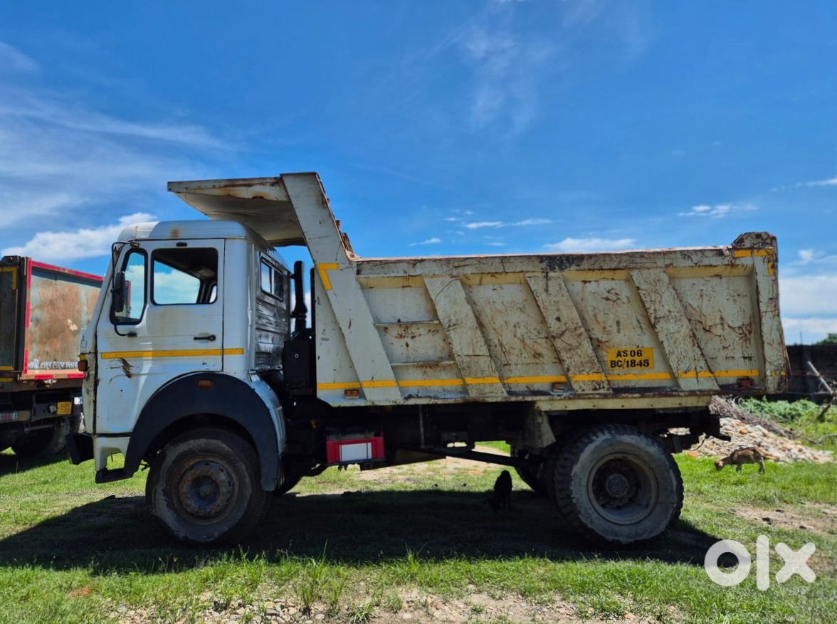 2024 Tata Xenon Xt - Showroom Fresh