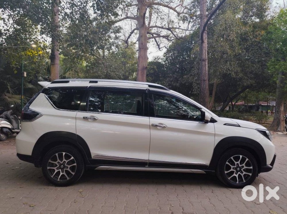 Xl6 2024 Petrol Auto Family