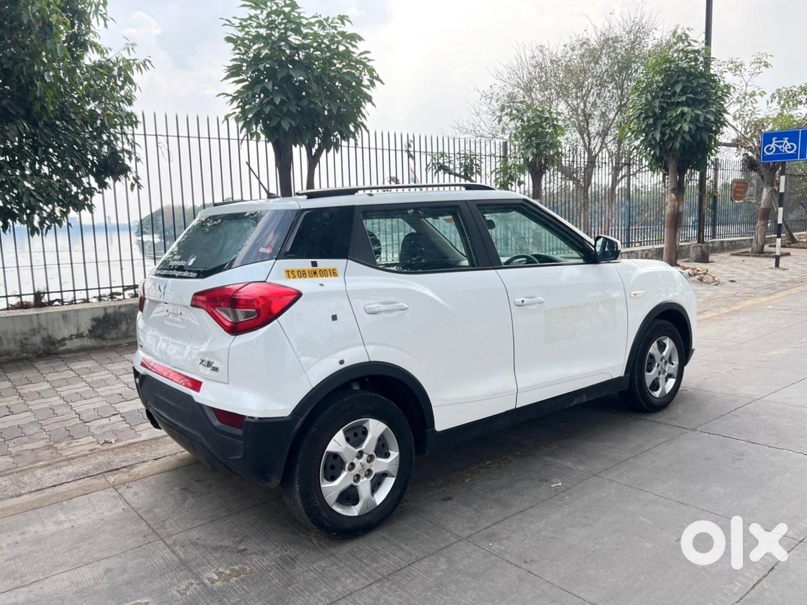 2023 Mahindra Xuv400 Petrol Manual - Excellent Condition