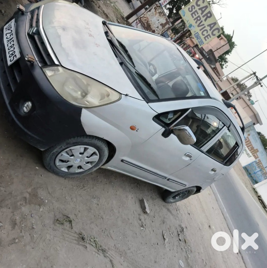 Maruti Suzuki Zen Estilo 2011