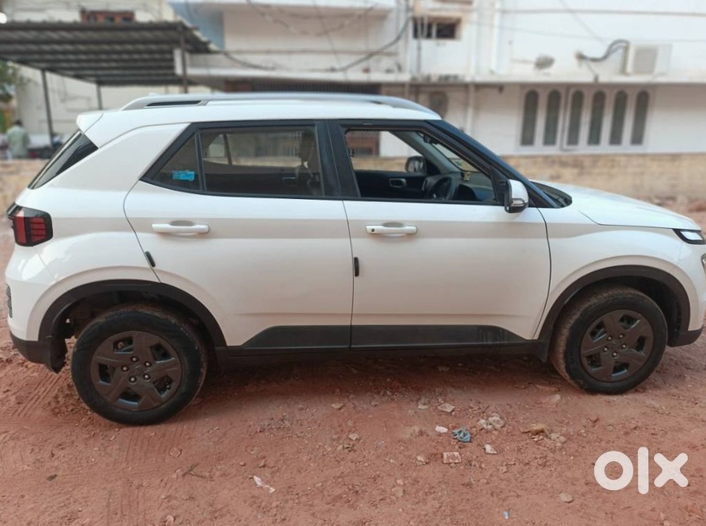 Hyundai Venue 2017 Petrol Manual