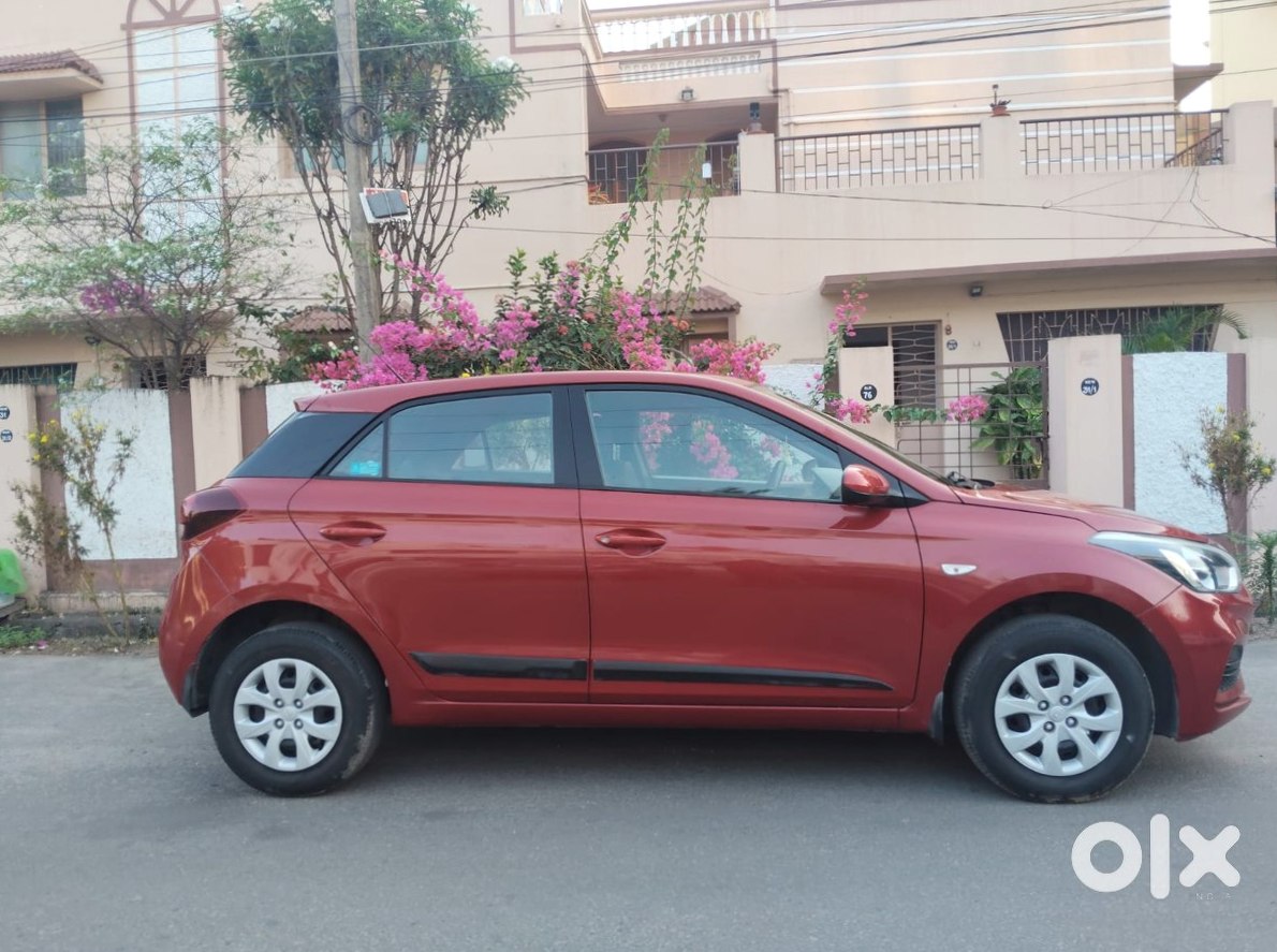 Selling Hyundai I20 2023 Automatic