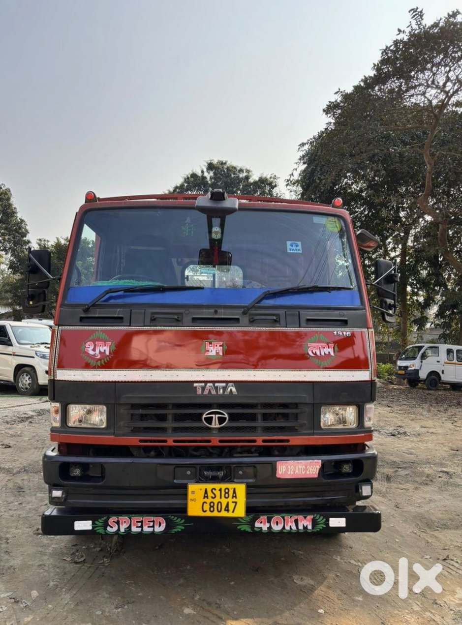 2023 Tata Safari Petrol