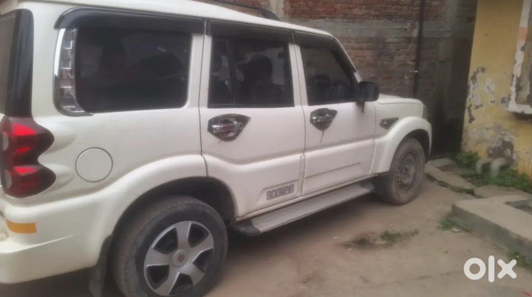 2016 Mahindra Xuv500 Be6