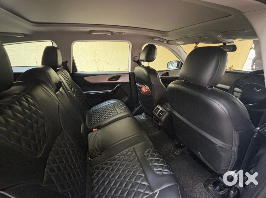 2024 Mahindra Xuv700 | Diesel Automatic | Low Mileage