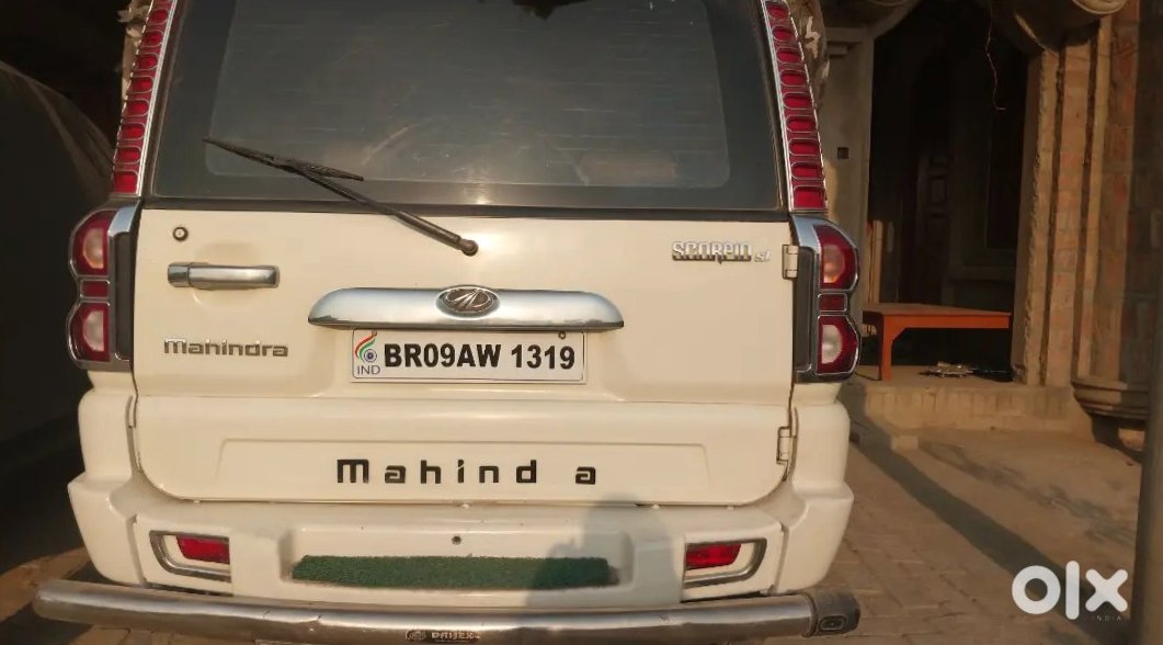 Mahindra Scorpio 2013 Petrol Automatic Suv