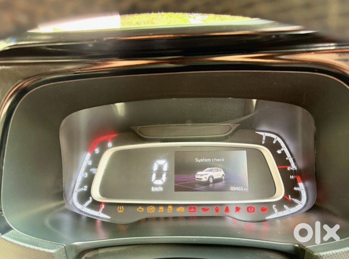 2025 Kia Sonet Cng Automatic - Almost New