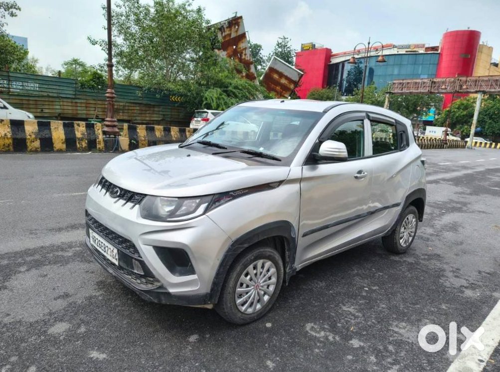 2017 Mahindra Kuv 100 Petrol Manual