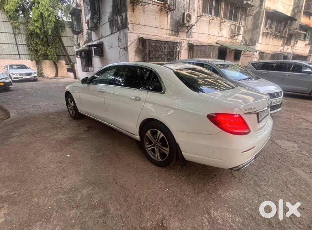 Mercedes Benz E Class 2011