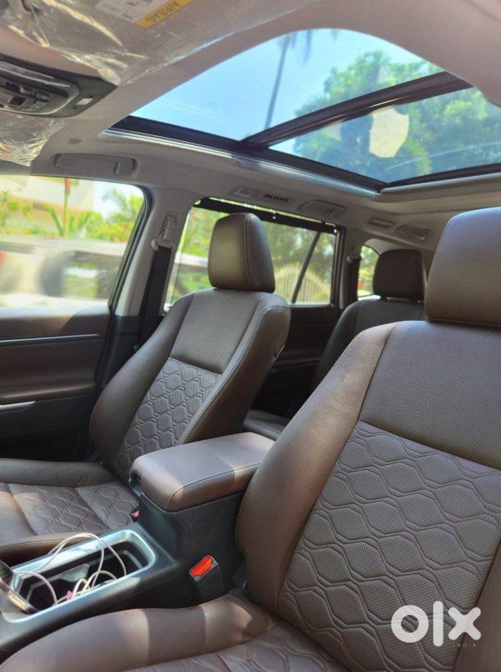 Toyota Innova Hycross 2023