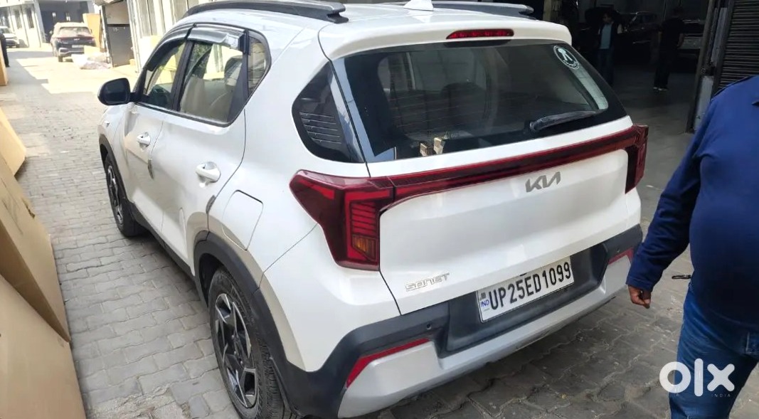 Kia Sonet 2025 Almost New