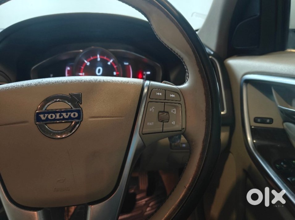 2019 Volvo Xc60 - Premium Suv