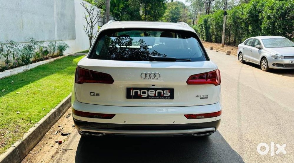 Audi Q5 2024 Petrol Automatic - Premium