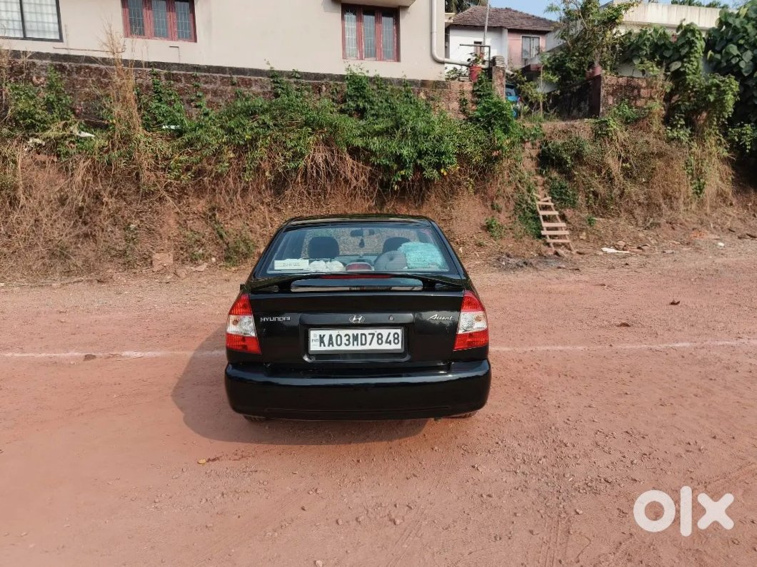 2011 Hyundai Accent Budget Car