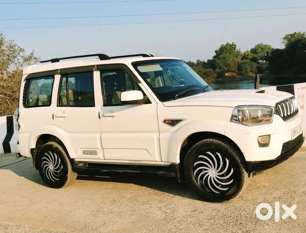 2017 Mahindra Scorpio Classic Petrol