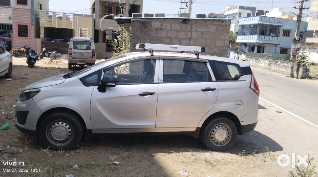 2016 Mahindra Marazzo Diesel Manual